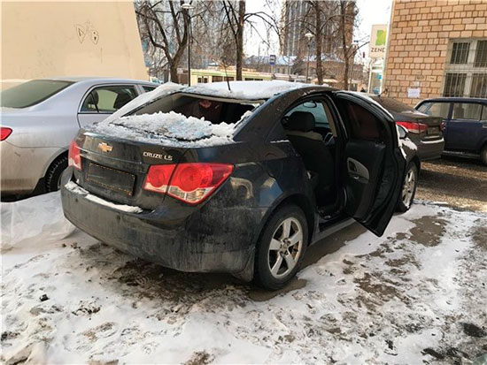 Снег упал на автомобиль Шевроле круз в Москве - практика ГОСПРАВО